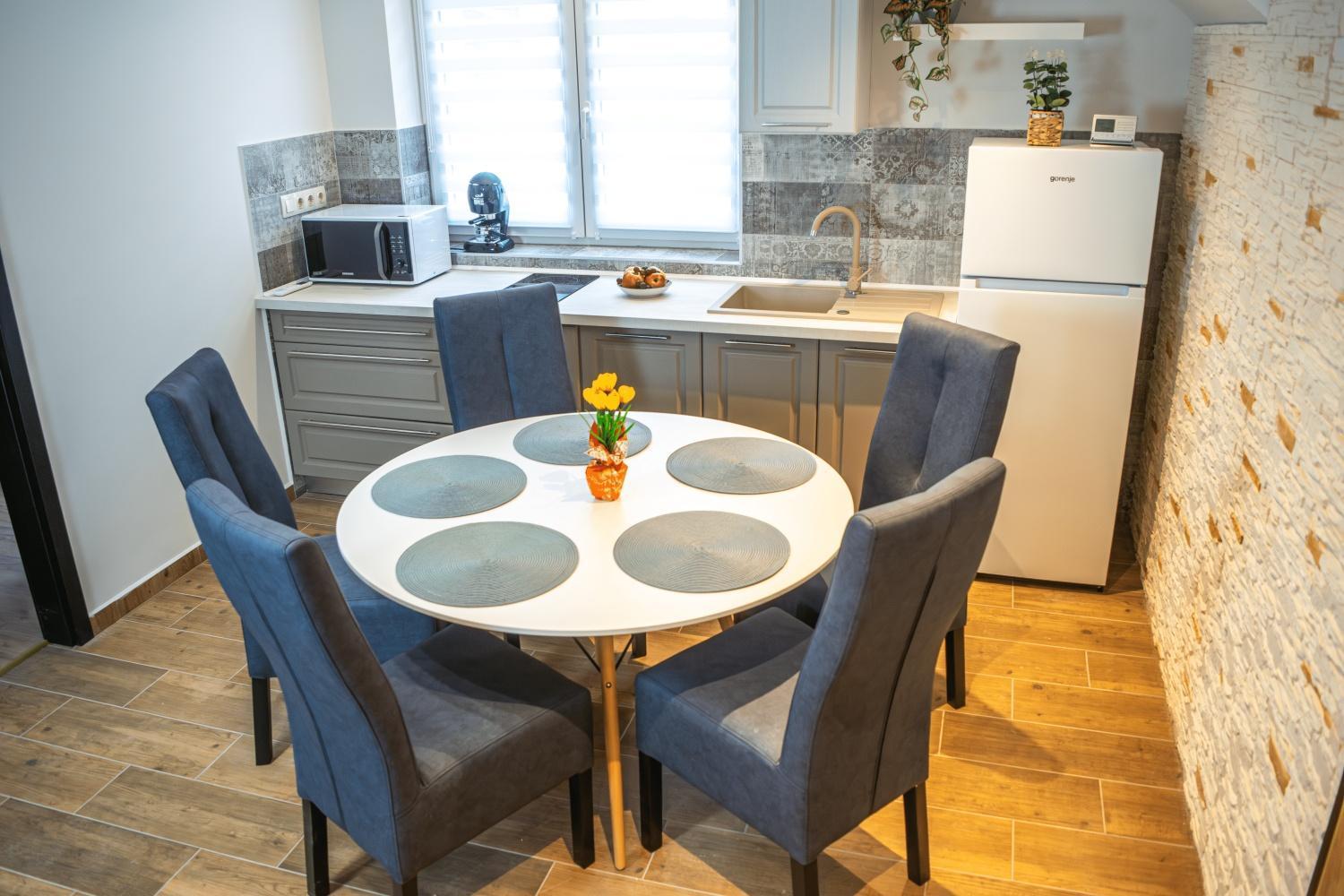 Oazis Tapolca Apartman Miskolc Exterior foto