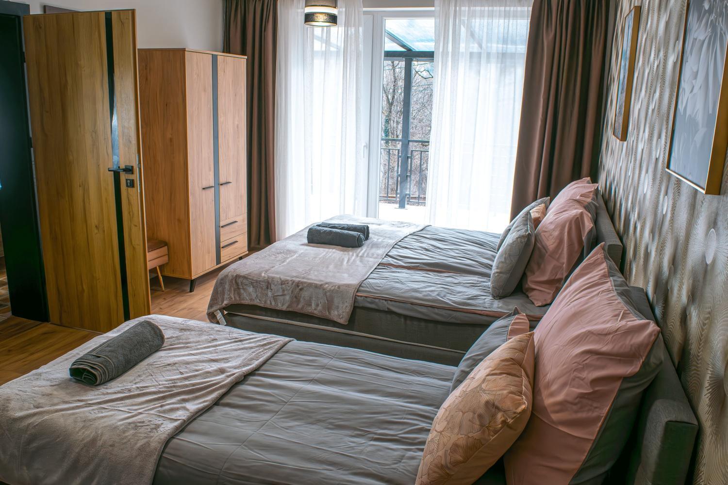 Oazis Tapolca Apartman Miskolc Exterior foto
